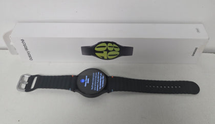 ** January Sale ** Samsung Galaxy Watch6 Bluetooth Graphite 44mm boxed