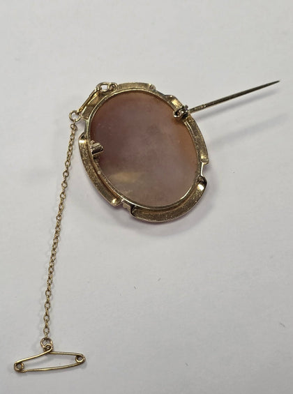 9ct Gold Cameo Broach