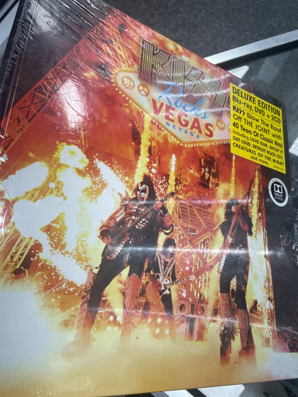 Kiss Rocks Vegas