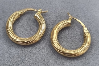 18CT GOLD EARRINGS LEYLAND