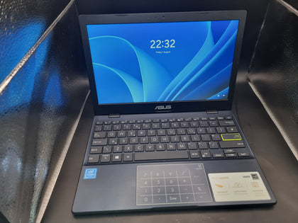 Asus E210M/N4020/4GB Ram/64GB SSD/11