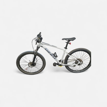 Giant Talon 2021 Bike