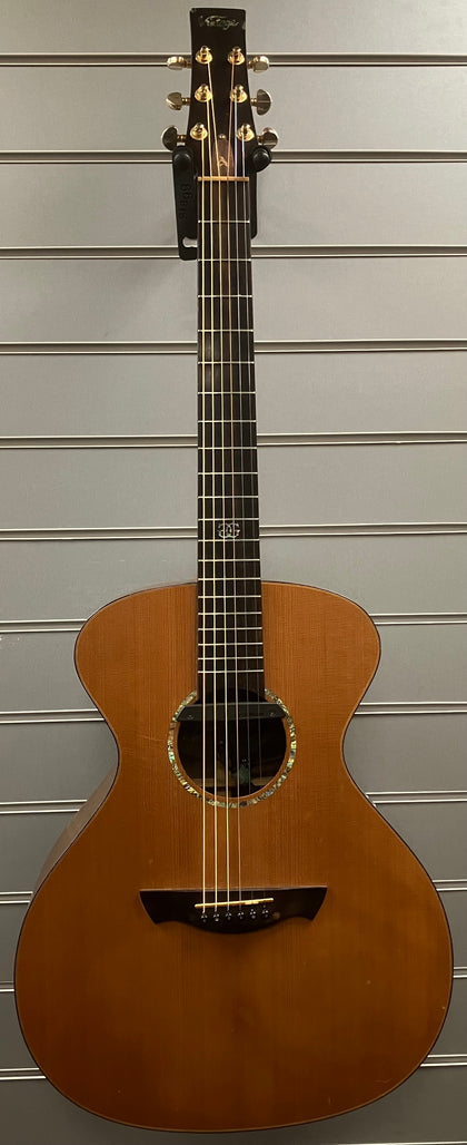 Vintage Gordon Giltrap Signature Deluxe Guitar & Case