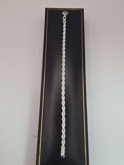 new other silver rope bracelet ,925, weight 9.2g, lenght 7.5g.