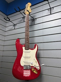 Squier by Fender Debut Collection Stratocaster Electric Guitar