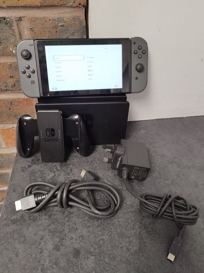 Nintendo Grey Switch Console Unboxed