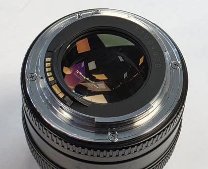 Canon UltraSonic 85mm Lens 1 : 1.8