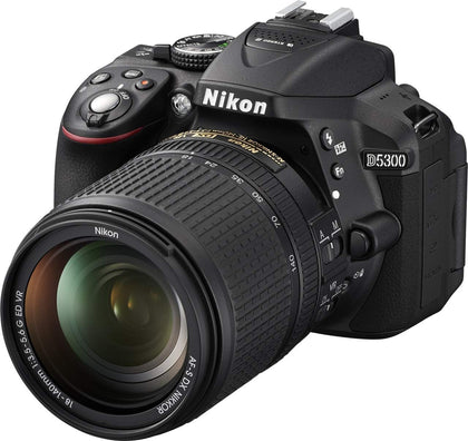 Nikon D5300 DSLR Camera in Black with 18-55mm AF-P VR Lens + 32GB M/card