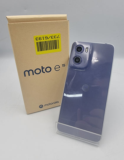 Motorola Moto E15 64GB blue smartphone with clear case and original box unlocked
