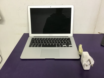 Apple MacBook Model A1466