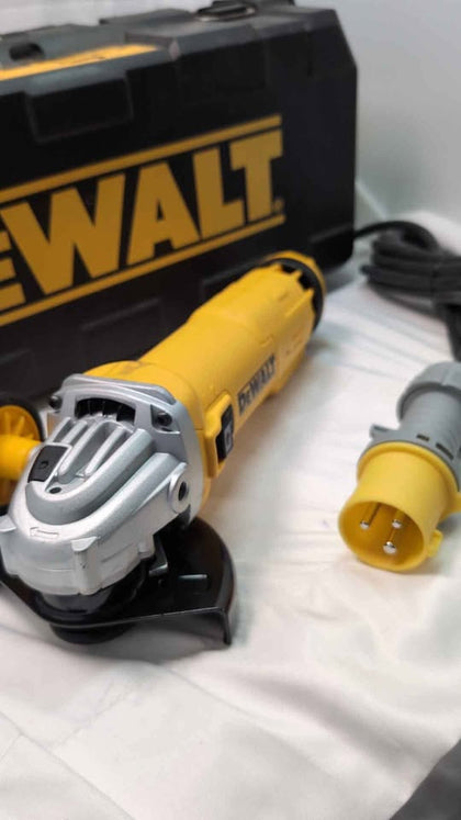 DeWALT DWE4206 110V 115mm 1100RPM Angle Grinder - Cased **BRAND NEW**