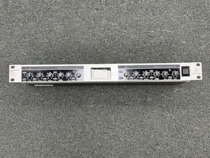 Behringer MIC2200 V2 Tube Mic/Line Preamp