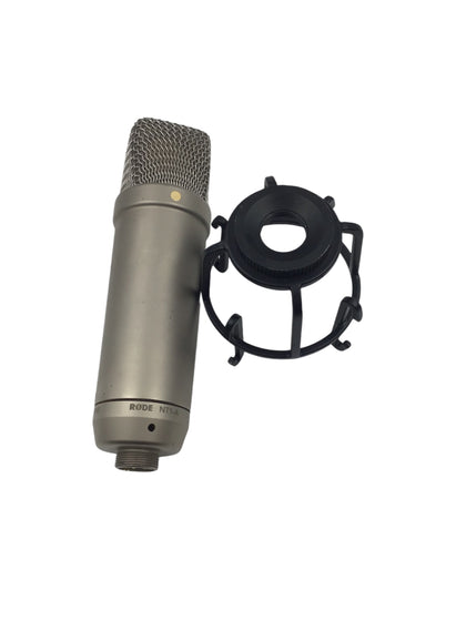 Rode NT1-A microphone with stand