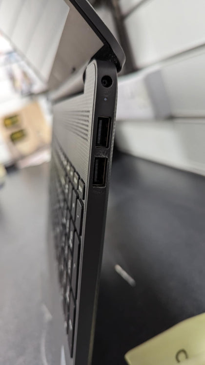 HP 250 G8/i5-1035G1/8GB Ram/256GB SSD/15