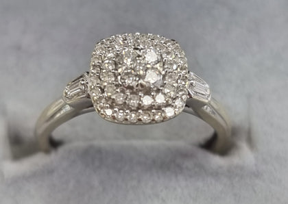 9ct White Gold Diamond Ring Size L1/2
