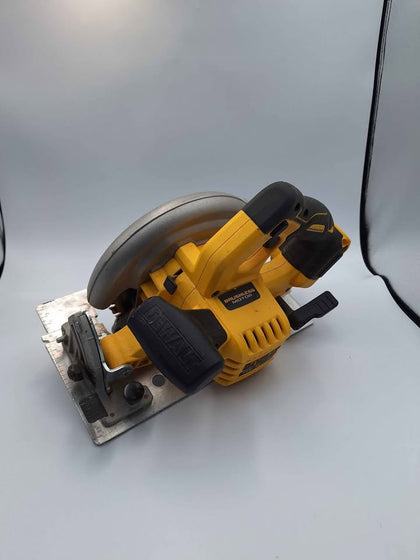 DeWalt DCS570N 18v XR 184mm Brushless Circular Saw Body Only