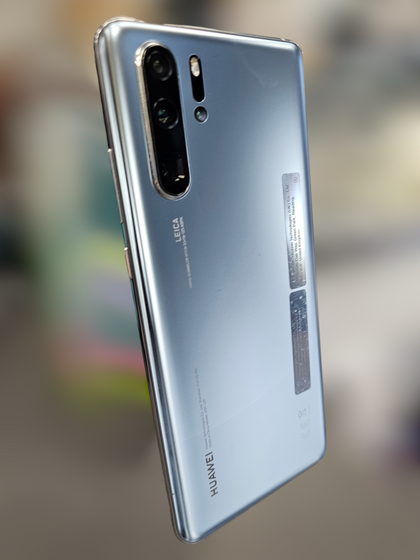 Huawei P30 Pro - 256gb - Unlocked..