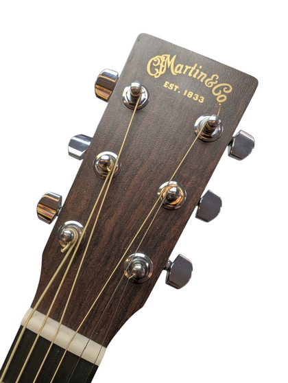 MARTIN ROAD SERIES SEMI ACOUSTIC GUITAR WITH MARTIN CASE