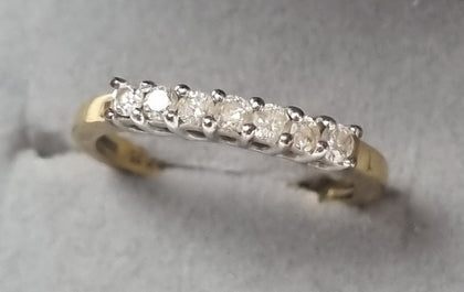9ct Gold Diamond Ring Size 