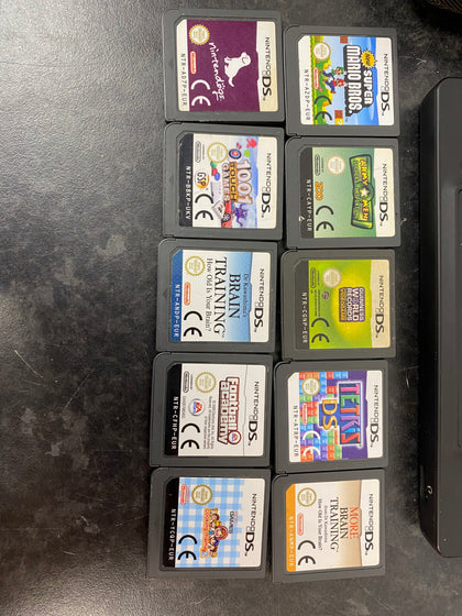 NINTENDO DSI BUNDLE LEIGH STORE