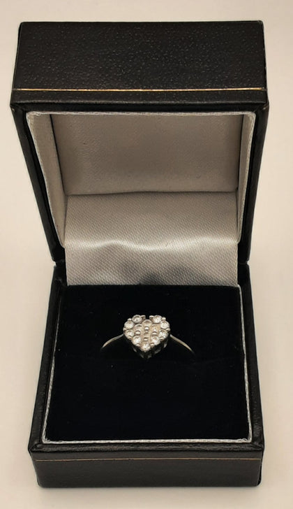 9ct gold heart ring size M