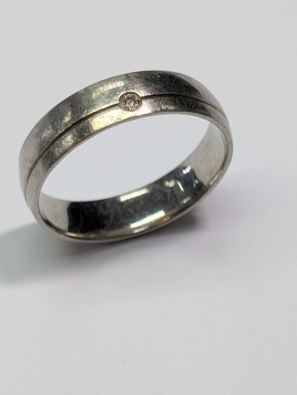 Platinum diamond wedding band ring