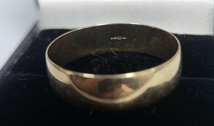 9ct Yellow Gold Band - 2.2G - Size Y. Hallmarked