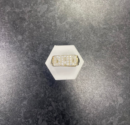 9ct Gold Gents C/Z 'DAD' Ring (Size T), 5.8g