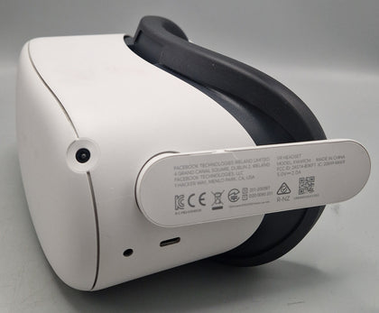 AX Meta/Oculus Quest 2 VR Headset (With Controllers) - 128GB, plus some accessories