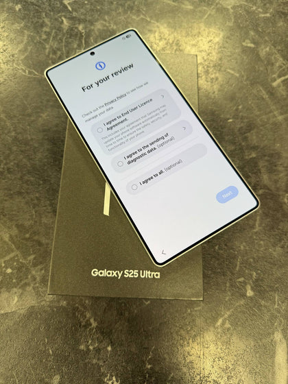 Samsung Galaxy S25 Ultra - Unlocked / 256GB - White - Opened Never Used