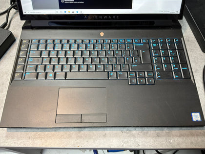 Alienware Area 51 intel core i7-9700 - 16GB - RTX 2070 - 1TB HDD - 512GB SSD
