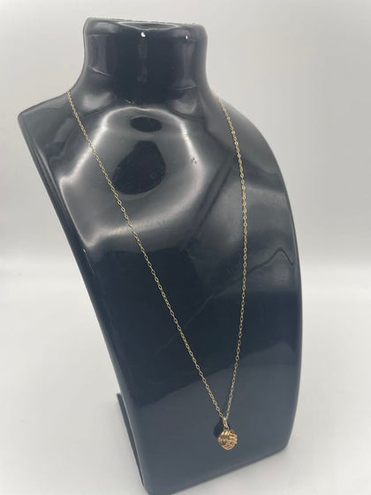 9ct gold necklace & pendant