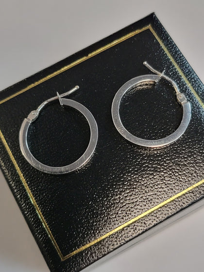 9CT White Gold Hoop Earrings - 1.05g
