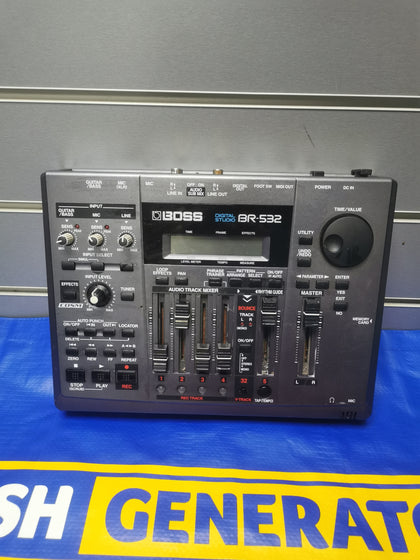Boss Audio Systems Multi-Track Recorder BR-532 Digital Studio.