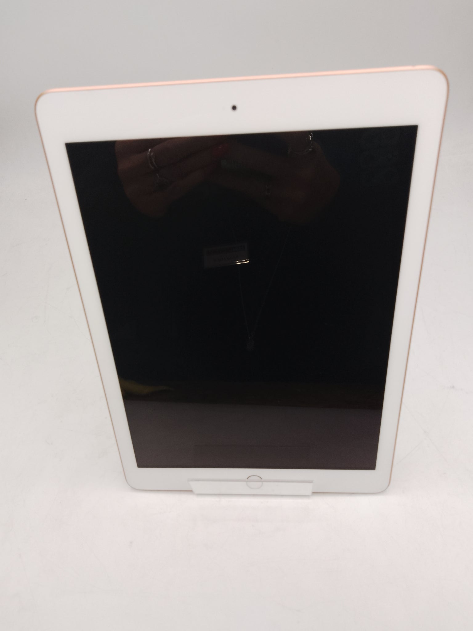 Apple iPad 6th Gen (A1954) 9.7