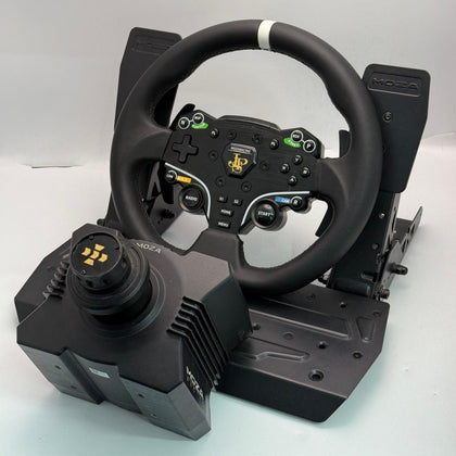 MOZA R5 Direct Drive Bundle (Wheel, Pedals, Base).