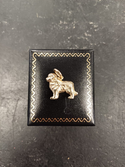 9ct Gold Dog Pendant 8.94g