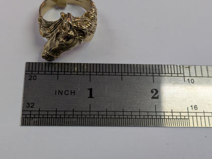 9CT Gold Horse Ring Size V 1/2