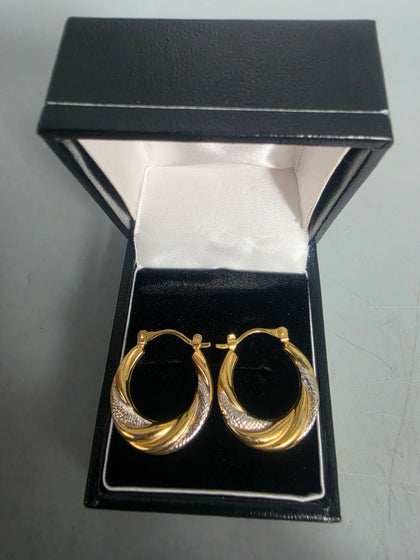 9ct GOLD EARRINGS 375 1.5G 20mm in Length