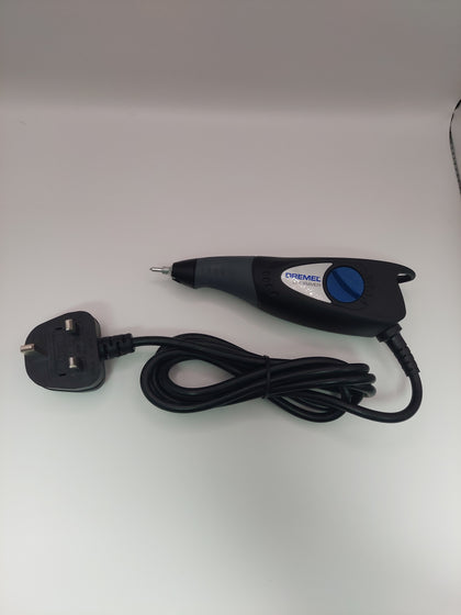Dremel Engraver With 70 Accessory Kit & Universal 100 Kit