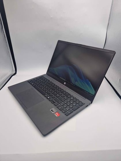 HP 14-EM0018 Laptop – AMD Athlon Silver 7120U – 8GB RAM – 128GB SSD – 14