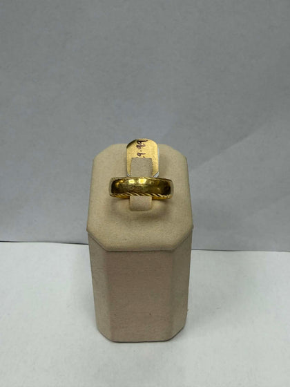 22ct Gold D/C Wedding Band Ring (Size U), 7.1g ** Hallmarked **