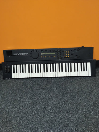 Yamaha Eos Ys200 Synthesizers