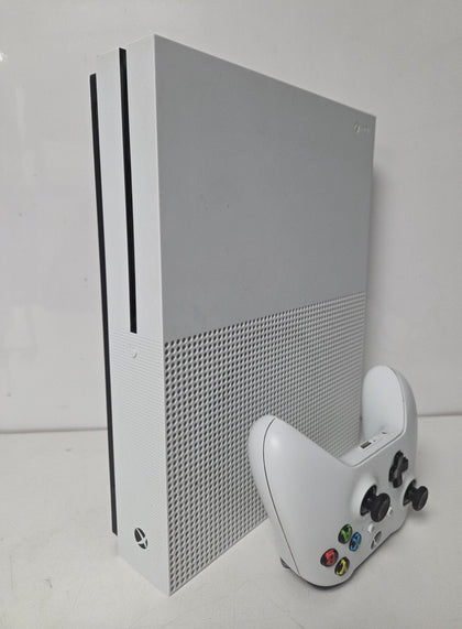 Microsoft Xbox One S 500gb Console with 4 games