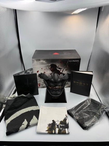 GHOST OF TSUSHIMA PS4 COLLECTORS EDITION, W/ “THE GHOST” MASK, ARTWORK, CLOTH, BANNER, MAP(NO DLC)
