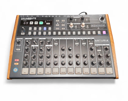 Arturia Drumbrute Analog Drum Synthesizer**Unboxed**
