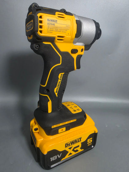 DeWalt 18v Brushless Impact Driver With 5.0ah Battery