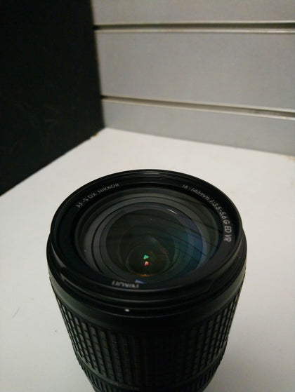 Nikon AF-S 18-140mm f/3.5-5.6G Ed VR Lens