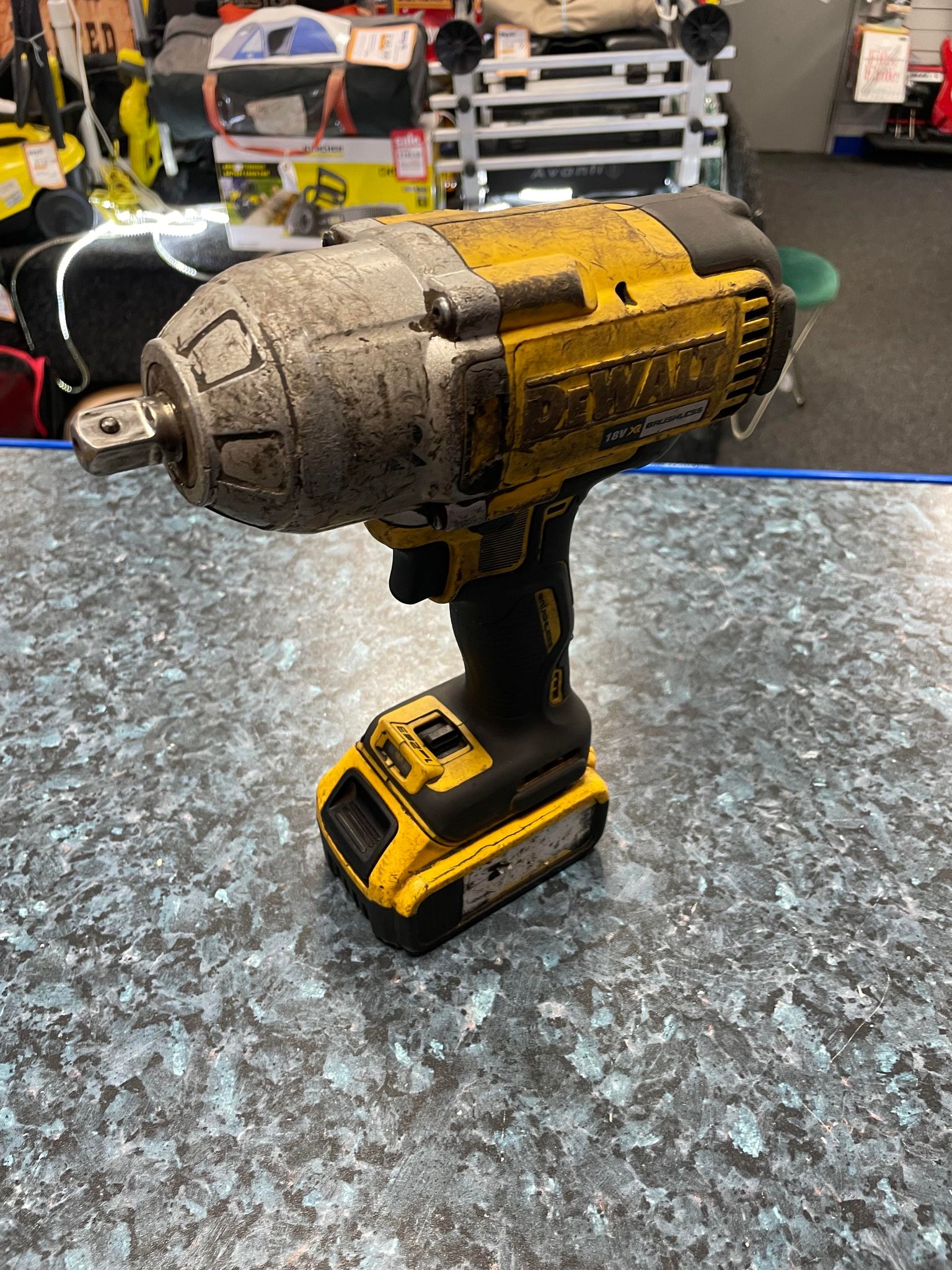 Refurbished dewalt impact driver discount
