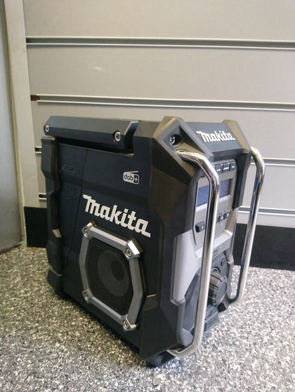 Makita MR003G Dab Radio With 1 Battery